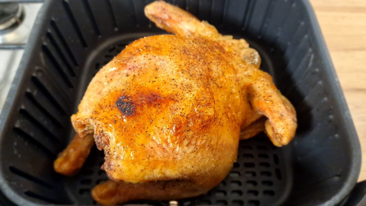 Pollo entero asado perfecto en airfryer con piel crujiente - Mi