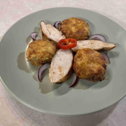 Pechuga de pollo entera en freidora de aire