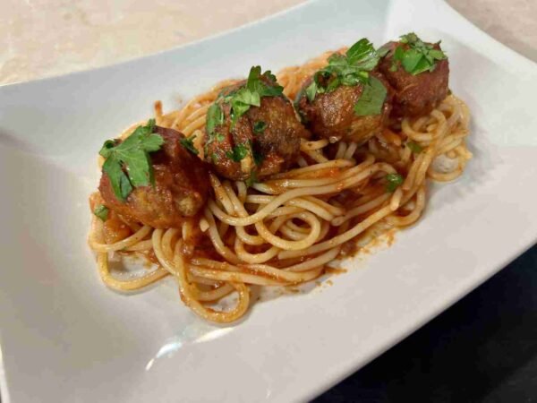 Albondigas con tomate en la freidora de aire 80